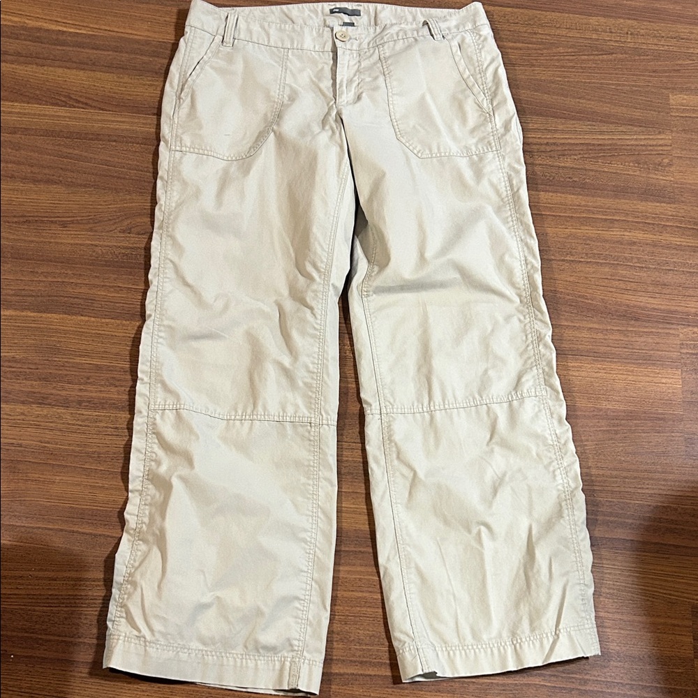 GAP Women’s Light Tan Pants